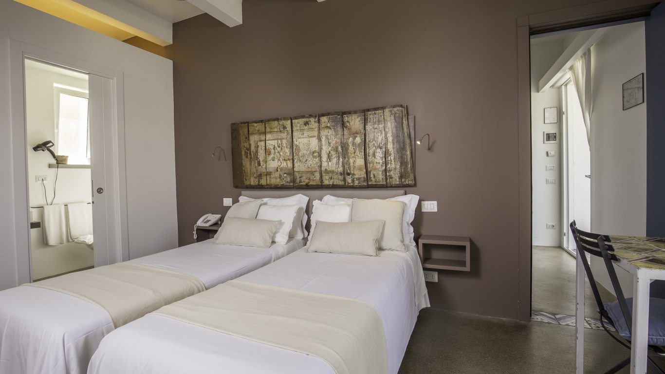 Intorno-al-Fico-Beach-hotel-fiumicino-rooms-076